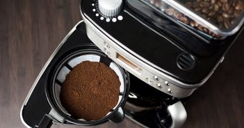Kaffemaskine med kvaern