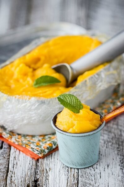 Mango-sorbet