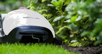 Robomow robotplæneklipper test 2019 – Se eksperternes favoritter – Testvinder guide Robomow robotplæneklipper test