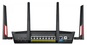 Asus RT-AC88U (bagside)