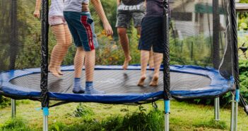 Trampolin til nedgravning