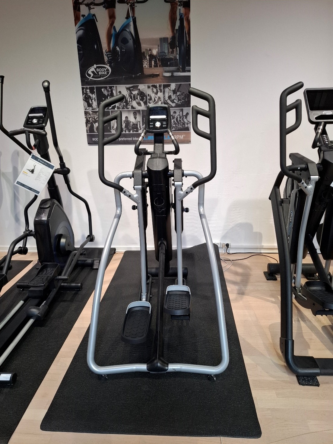 Peak Fitness C5.0i Crosstrainer